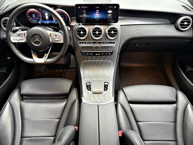 M-BENZ賓士 GLC300 AMG COUPE  第9張相片