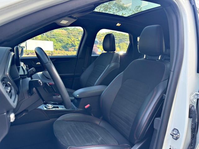 FORD福特 KUGA  第7張相片