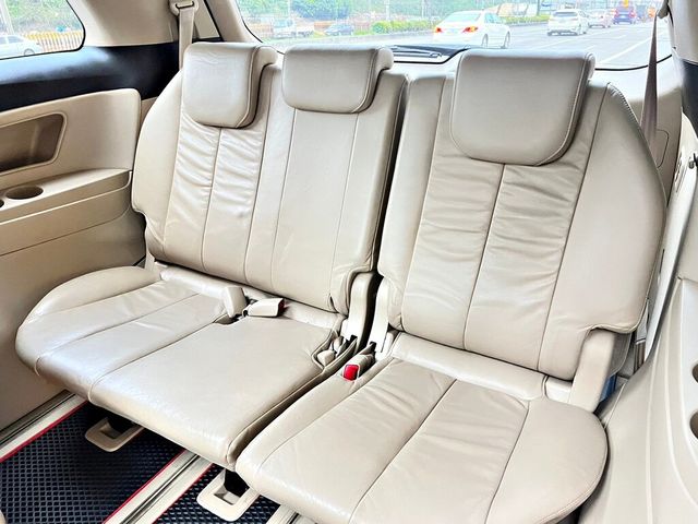 TOYOTA豐田 PREVIA  第9張相片