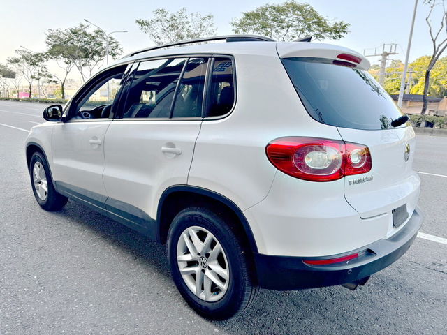 VOLKSWAGEN福斯 TIGUAN  第3張相片