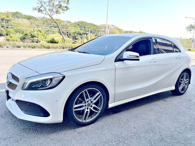 M-BENZ賓士 A180  第1張相片