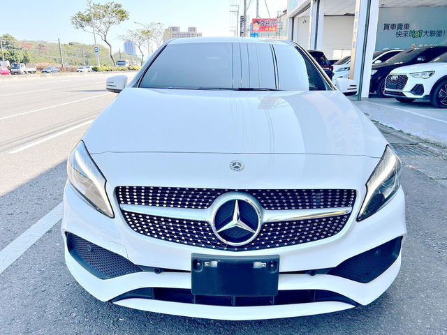 M-BENZ賓士 A180  第2張相片