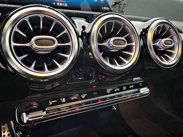 M-BENZ賓士 A250  第16張相片