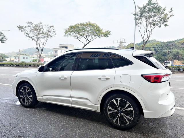 FORD福特 KUGA  第3張相片