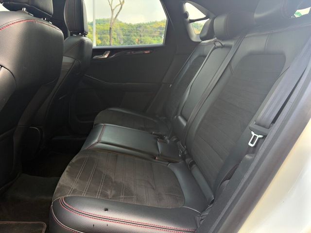 FORD福特 KUGA  第10張相片