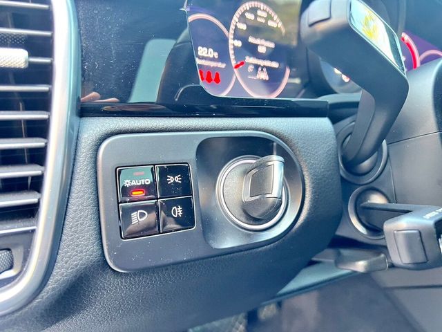 PORSCHE保時捷 CAYENNE  第18張相片