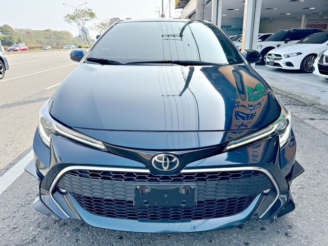 TOYOTA豐田 AURIS  第2張相片