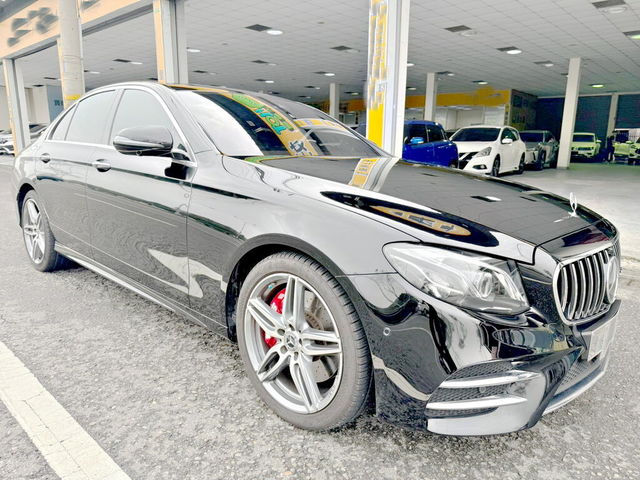 M-BENZ賓士 E300  第2張相片