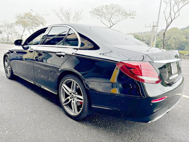 M-BENZ賓士 E300  第5張相片