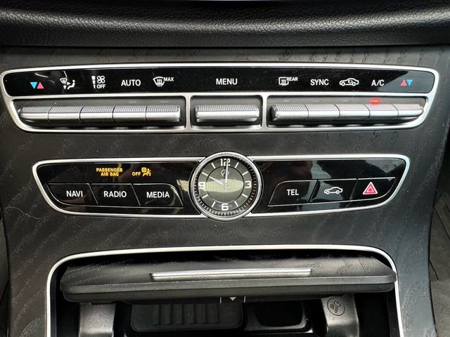 M-BENZ賓士 E300  第19張相片