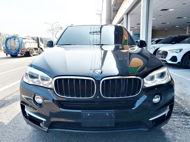 BMW寶馬 X5  第3張相片