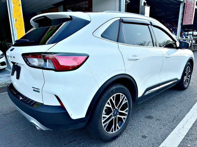 FORD福特 KUGA  第6張相片