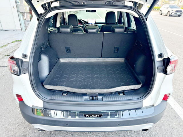 FORD福特 KUGA  第7張相片