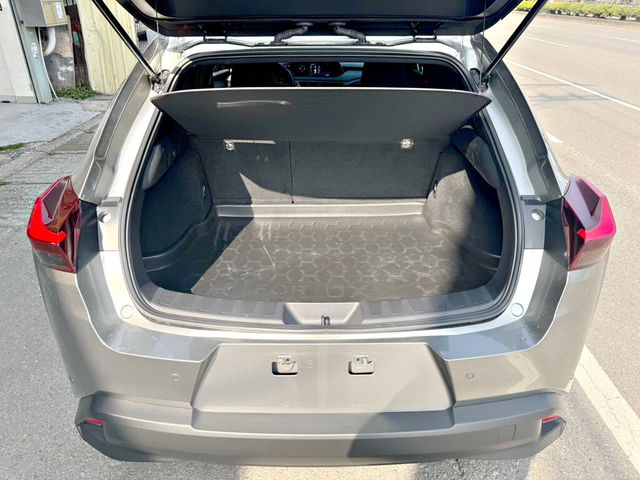 LEXUS凌志 UX200  第7張相片