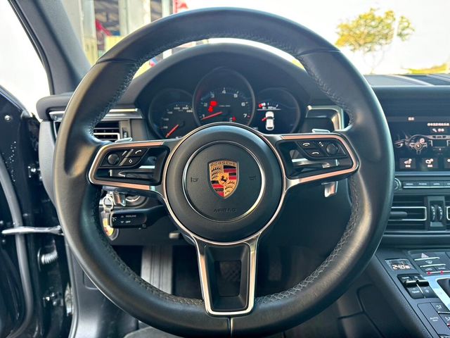 PORSCHE保時捷 MACAN  第15張相片