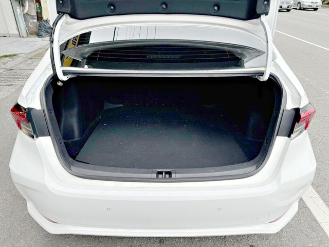 TOYOTA豐田 ALTIS  第13張相片