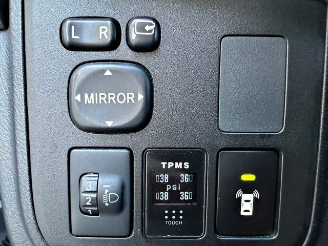 TOYOTA豐田 WISH  第25張相片