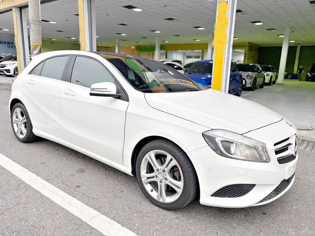 M-BENZ賓士 A180  第2張相片