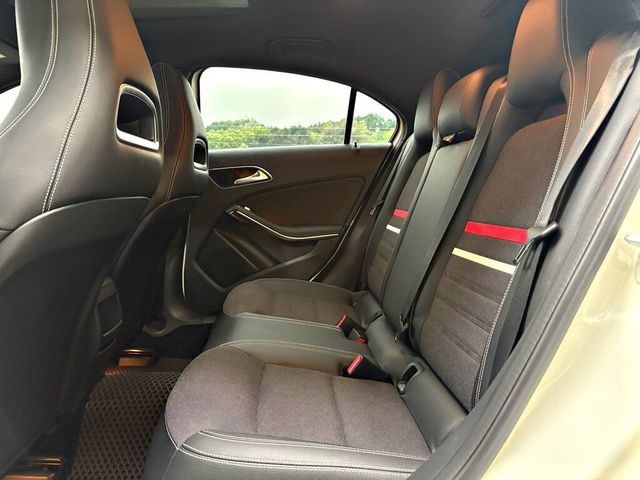 M-BENZ賓士 A180  第12張相片
