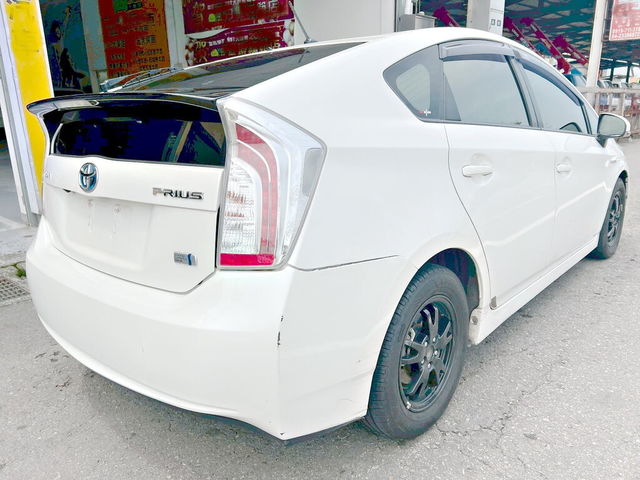 TOYOTA豐田 PRIUS  第7張相片