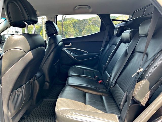 HYUNDAI現代 SANTA FE  第5張相片