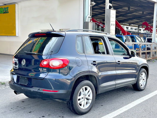 VOLKSWAGEN福斯 TIGUAN  第3張相片
