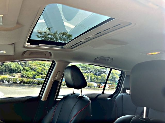 MAZDA馬自達 MAZDA 5  第8張相片
