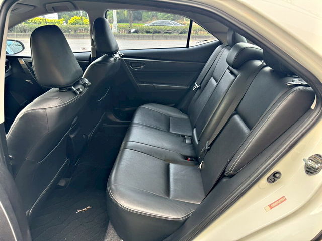TOYOTA豐田 ALTIS  第6張相片