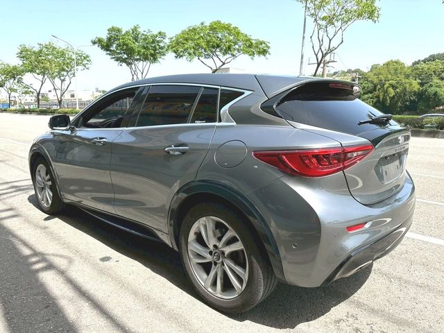 INFINITI無限 Q30  第3張相片