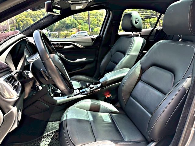 INFINITI無限 Q30  第17張相片