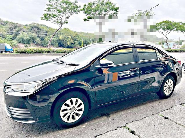 TOYOTA豐田 ALTIS  第1張相片