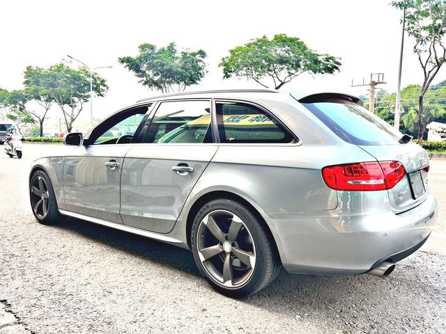 AUDI奧迪 A4 AVANT  第2張相片
