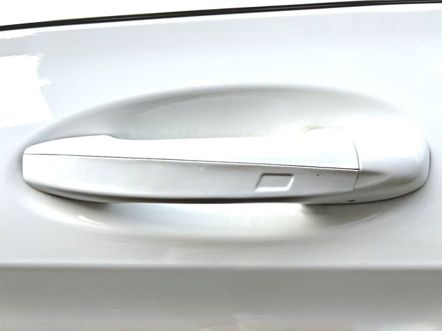 M-BENZ賓士 C200  第5張相片