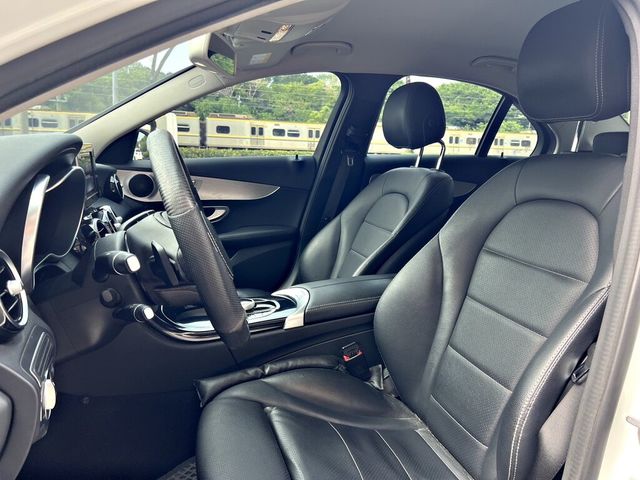 M-BENZ賓士 C200  第6張相片