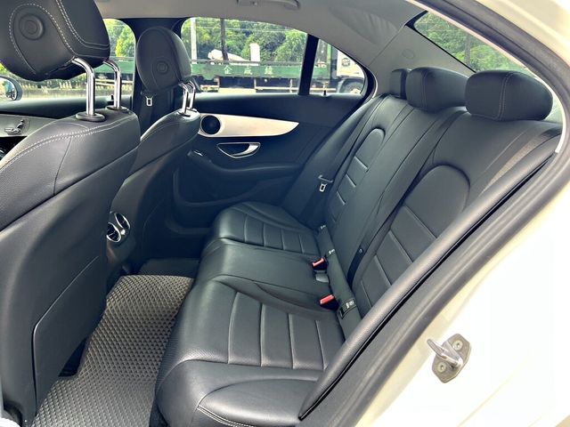M-BENZ賓士 C200  第7張相片