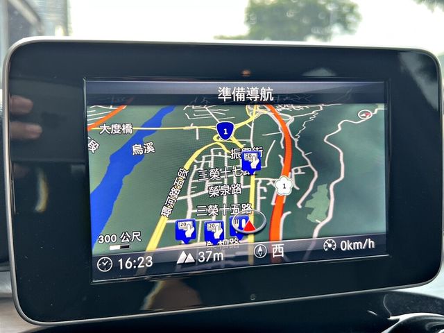 M-BENZ賓士 C200  第16張相片