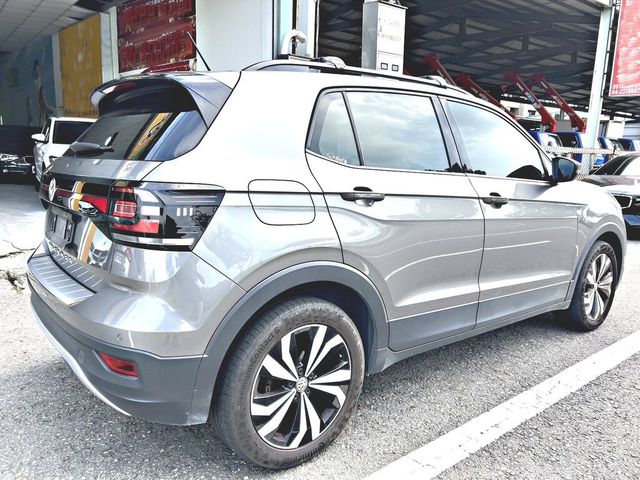 VOLKSWAGEN福斯 T-CROSS  第3張相片