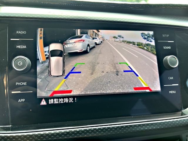 VOLKSWAGEN福斯 T-CROSS  第12張相片
