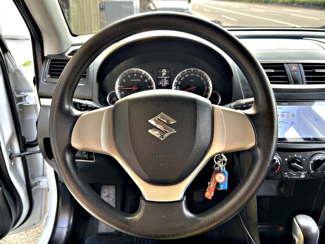 SUZUKI鈴木 SWIFT  第7張相片