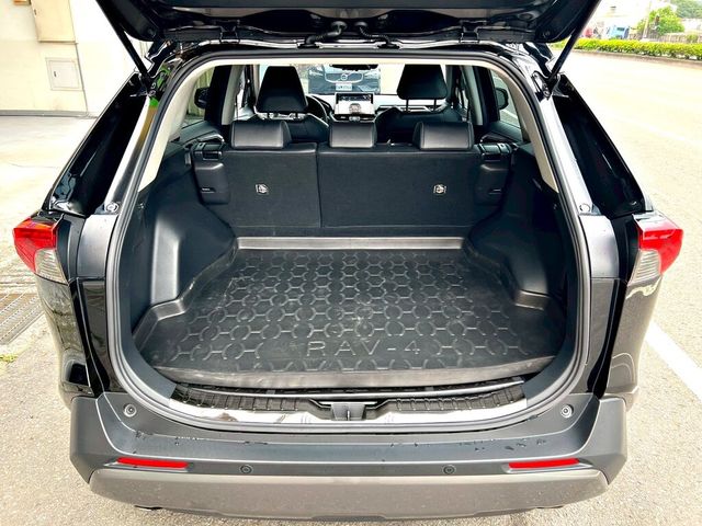 TOYOTA豐田 RAV4  第4張相片