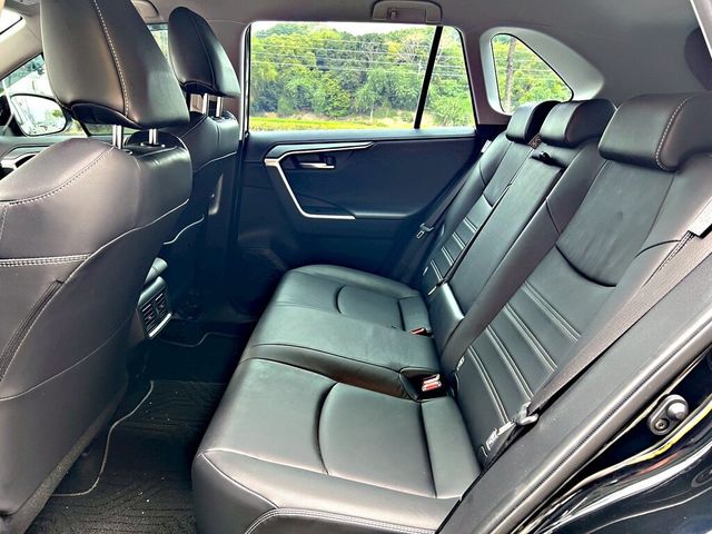 TOYOTA豐田 RAV4  第8張相片
