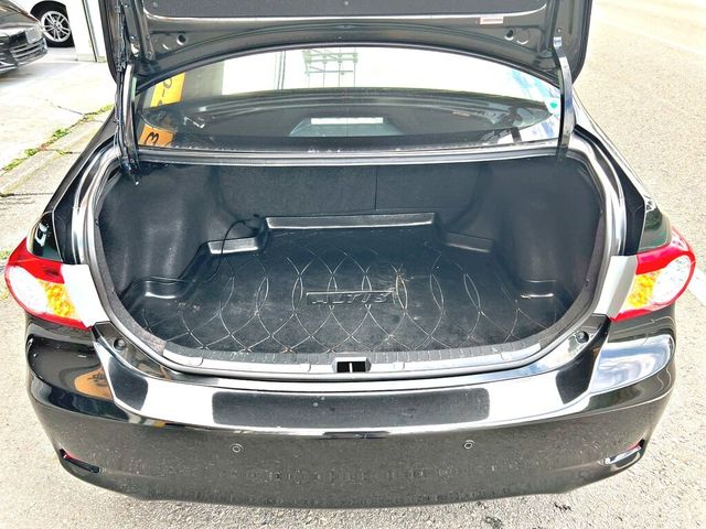 TOYOTA豐田 ALTIS  第4張相片