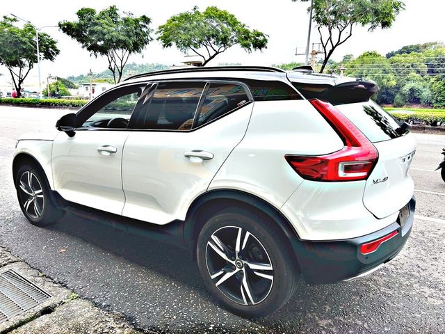 VOLVO富豪 XC40  第2張相片