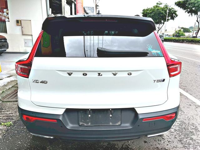VOLVO富豪 XC40  第3張相片