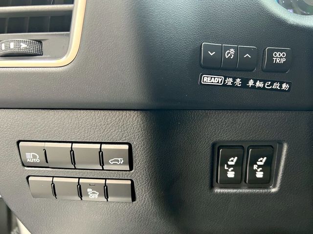 LEXUS凌志 NX300H  第11張相片