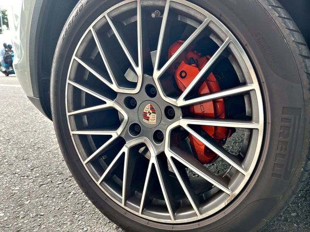 PORSCHE保時捷 CAYENNE  第18張相片
