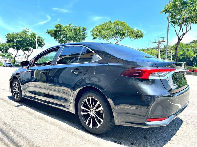TOYOTA豐田 ALTIS  第2張相片