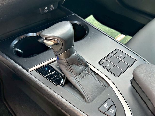 LEXUS凌志 UX250H  第14張相片