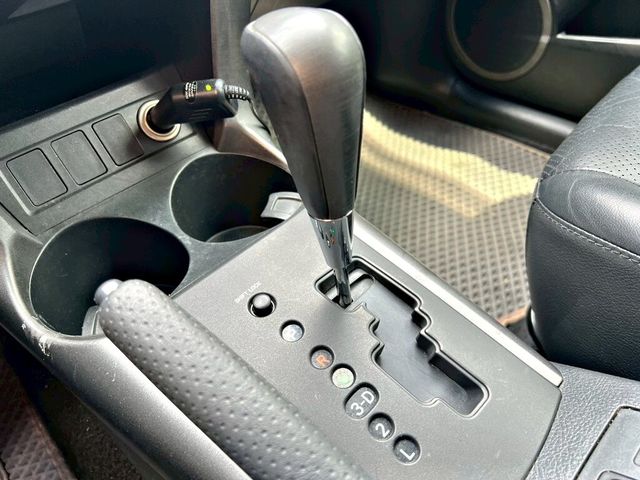 TOYOTA豐田 RAV4  第14張相片