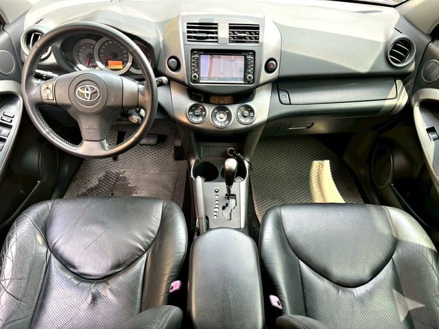 TOYOTA豐田 RAV4  第16張相片
